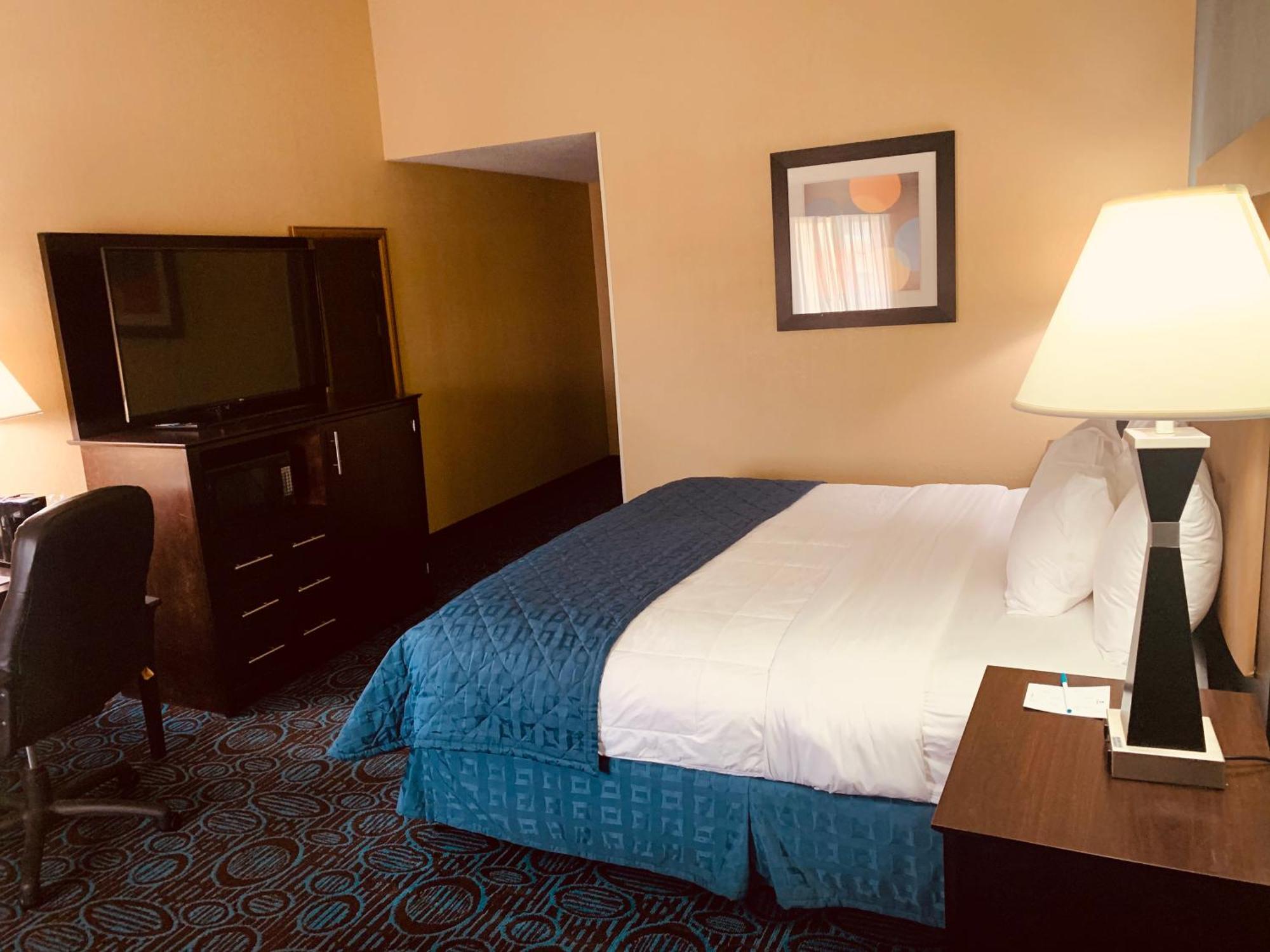 Regency & Mystic Hotel